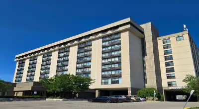 Price: $358,000 / $1,358/mo Fantastic opportunity to own this spacious 2 bedroom condo. Gorgeous dow...