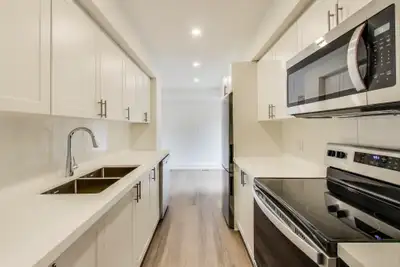 Discover comfortable apartment rentals in Hamilton. Welcome to 390-400 Woodsworth Road, a profession...