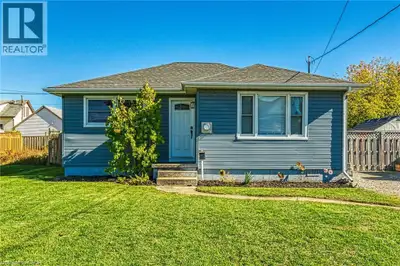 Ideally located, Extensively updated 2 bedroom, 1 bathroom Port Colborne Bungalow on desired Knoll S...