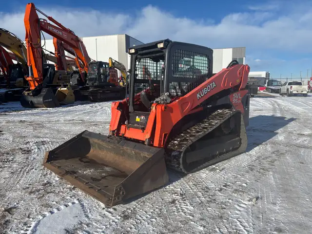 2019 KUBOTA SVL95-2S in Heavy Equipment in Calgary - Image 2