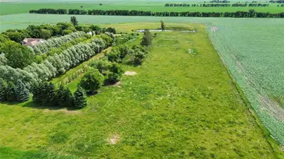 R39//Dufferin/Here s your chance to own a stunning 3.25-acre parcel in the process of being subdivid...