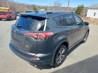 XLE Trim All Wheel Drive Sunroof Back Up Camera Heated Seats Heated Steering Wheel Power Liftgate Bl... (image 4)