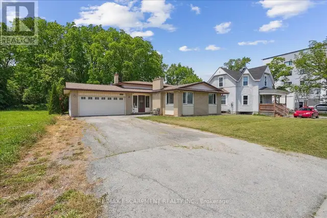 4498 ONTARIO STREET Lincoln (Beamsville), Ontario62863317657857120