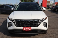 NO ACCIDENT WELL MAINTAINED Luxury Redefined: HYUNDAI TUCSON HYBRID AWD. This SUV Redefines Driving... (image 1)