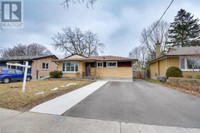 68 MAYWOOD Road Kitchener, Ontario