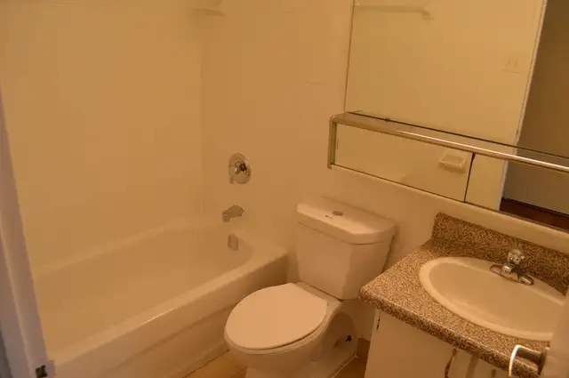 Sherbourne Complex - 2 Bedroom Apartment for Rent62865714576386123