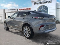 Step into sleek design and modern efficiency with this 2024 Buick Envista Avenir, a compact SUV that... (image 2)