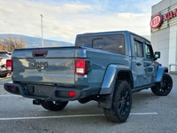 2024 Jeep Gladiator Nighthawk | No Accidents | One Owner | Heated Seats | Back up Camera | Heated St... (image 1)