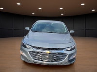 Price includes $1,000 finance credit. Price does not include fees or taxes. Presenting the 2023 Chev... (image 2)
