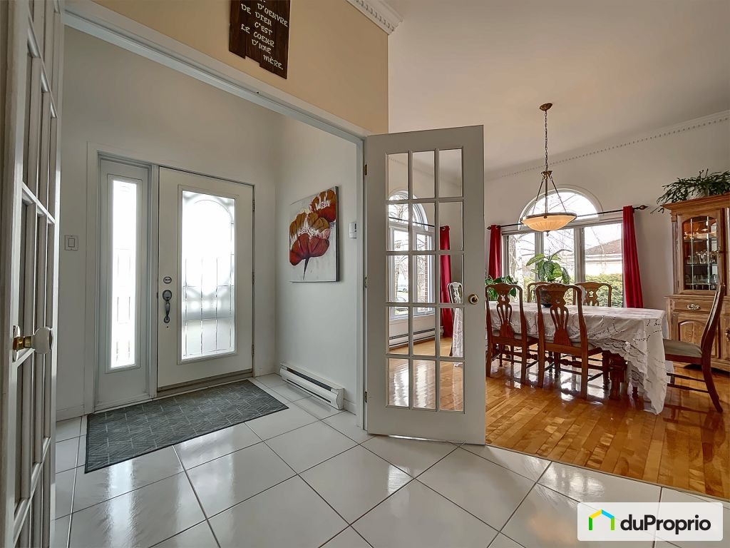 $625,000 - 2 Storey for sale in St-Germain-De-Grantham — photo 2