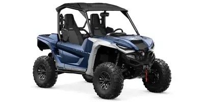 Engine Type: Parallel Twin Displacement: 60.9 cu. in. (999 cc) Bore and Stroke: Bore: 3.66 in. (93 m...