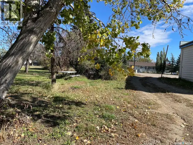 110 2nd STREET Kyle, Saskatchewan | Commercial & Office Space for Sale ...