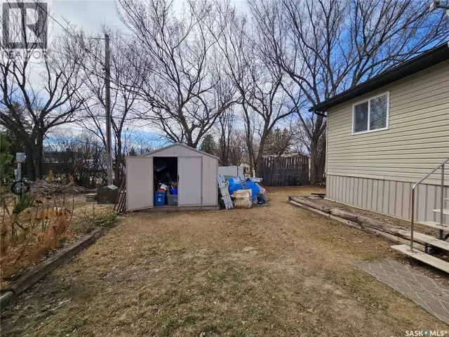 10 Four Seasons Trailer COURT Shaunavon, Saskatchewan in Houses for Sale in Swift Current - Image 26