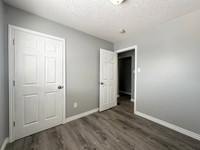 Spacious Female Student Bedrooms for Rent – Available May 15th! Located in a quiet, beautiful neighb... (image 5)
