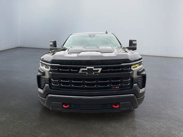 2022 Chevrolet Silverado 1500 LT TRAIL BOSS 4WD CREW CAB Z71 CRU dans Autos et camions  à Laval/Rive Nord - Image 2