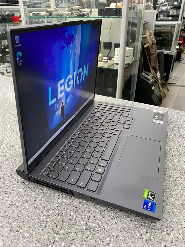 Lenovo Legion 5 Pro Laptop in Laptops in City of Toronto - Image 5