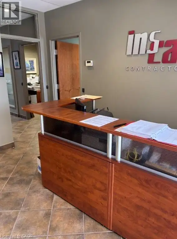 250 WYECROFT Road Unit# 9 Oakville, Ontario in Commercial & Office Space for Rent in Oakville / Halton Region - Image 5