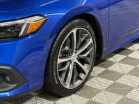 LEATHER HEATED SEATS/STEERING WHEEL, HEATED REAR SEATS, SUNROOF, NAVIGATION, REVERSE CAMERA, LANE AS... (image 4)