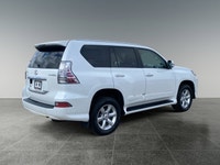 Thanks for viewing our House Of Cars McKnight inventory! AMVIC licensed dealer! Step into luxury and... (image 6)