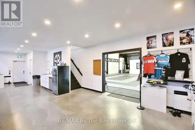 3 - 23 STEWART ROAD Collingwood, Ontario in Commercial & Office Space for Rent in Oakville / Halton Region - Image 10
