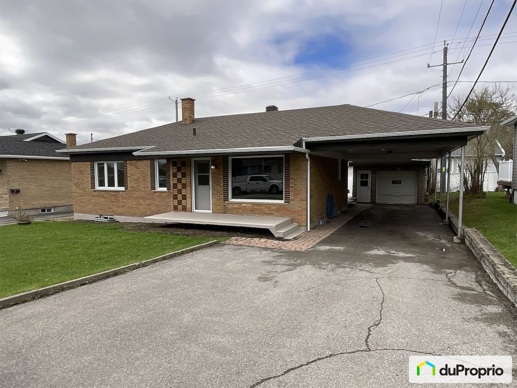 $315,000 - Bungalow for sale in Chicoutimi (Chicoutimi-Nord) — photo 1