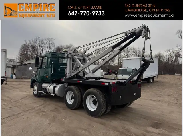 2007 Volvo VNL300 TOW TRUCK in Heavy Trucks in Cambridge - Image 4