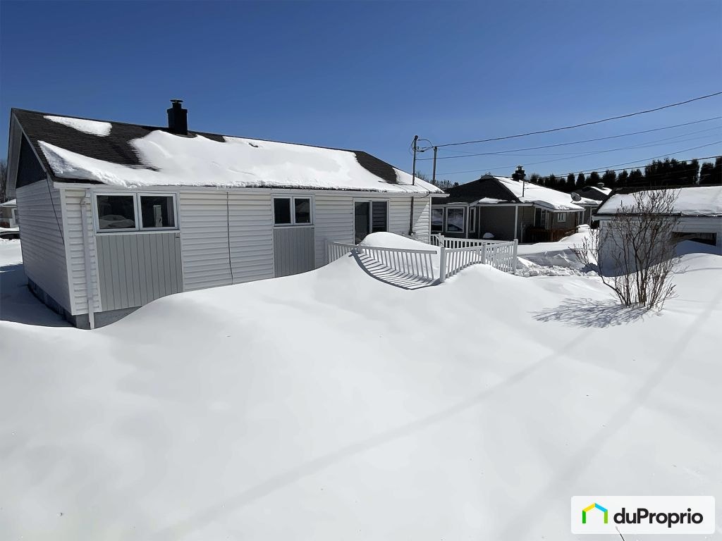$272,000 - Bungalow for sale in Chicoutimi (Chicoutimi-Nord) — photo 3