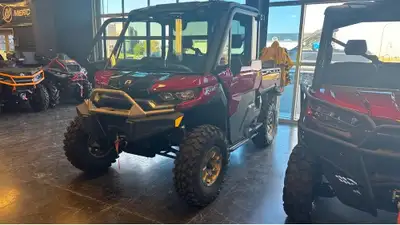 Gravity Auto and Leisure 2025 CANCAM Defender LTD Cab HD10 for only $171 bi-weekly Concerned about a...