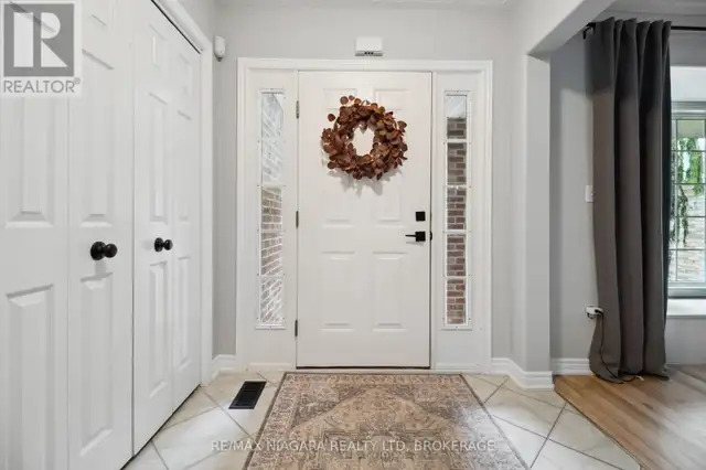 7955 HARVEST CRESCENT Niagara Falls (Ascot), Ontario in Houses for Sale in St. Catharines - Image 5