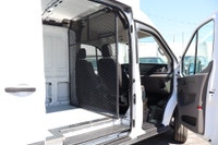 2022 Ford Transit Cargo Van 2022 FORD TRANSIT T-250 CARGO MEDIUM ROOF 148WB / 1 SEUL PROPRIO / 70.00... (image 5)