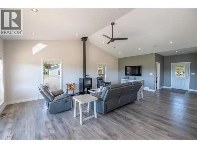 7155 GROSSETT ROAD Lone Butte, British Columbia in Houses for Sale in 100 Mile House - Image 27