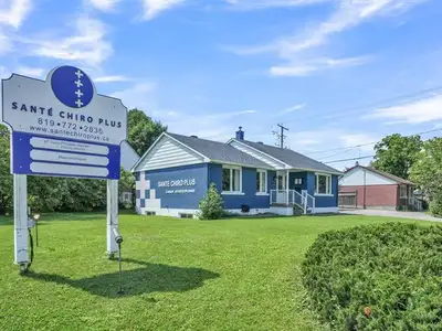 local de soins ou de professionel de la santé d'environ 750 pc disponible dès maintenant et aménagé...