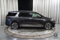 WAS: $34995 NOW: $32995 plus taxes and licensing feesThe 2022 Kia Carnival EX is a spacious and vers... (image 5)