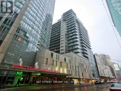 715 - 210 VICTORIA STREET Toronto (Church-Yonge Corridor), Ontar