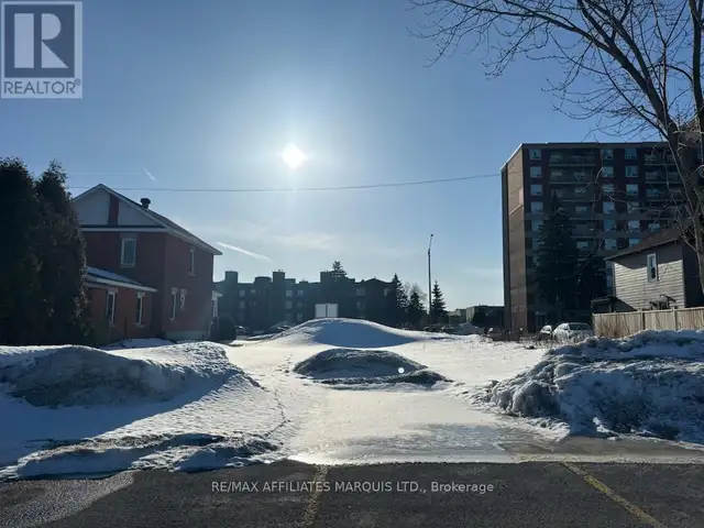 LOT AUGUSTUS STREET Cornwall, Ontario in Land for Sale in Cornwall - Image 4