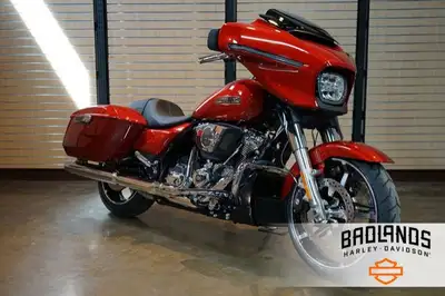 $170 Bi-Weekly 2025 Harley-Davidson Street GlideFeatures may include: DESIGN Fairing The iconic Batw...