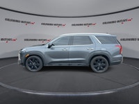 // ACCIDENT FREE!! // Meet the 2023 Hyundai Palisade Urban 7-Passenger AWD, a confident, family-read... (image 4)