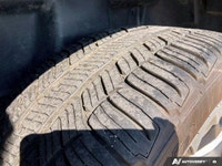 This Ram 1500 has a dependable Gas/Electric V-8 5.7 L/345 engine powering this Automatic transmissio... (image 7)