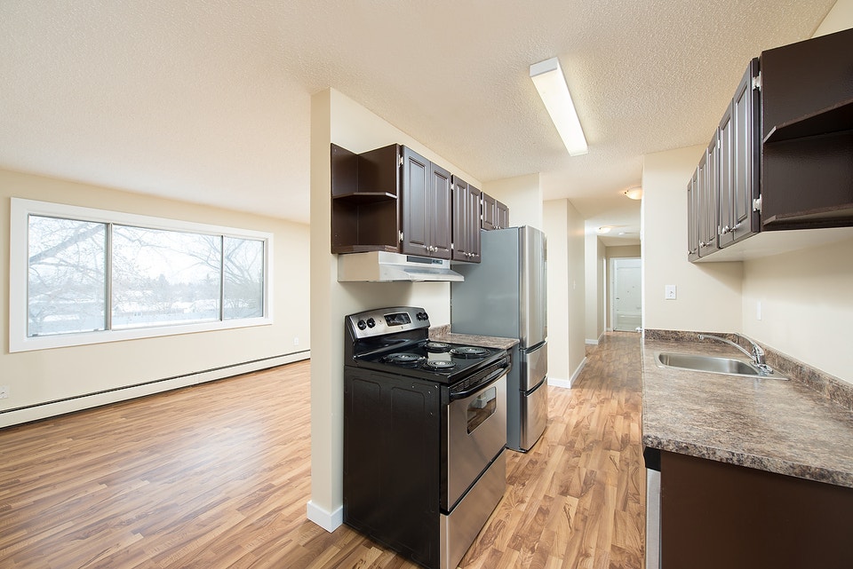 Fir Arms - @ Bedroom Apartment for Rent 4
