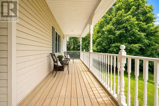 698 BARRYVALE ROAD Greater Madawaska, Ontario in Houses for Sale in Renfrew - Image 10