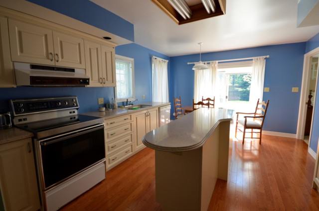 23-055 Large furnished home  Lovely Bedford area. Utilities incl in Long Term Rentals in City of Halifax - Image 4