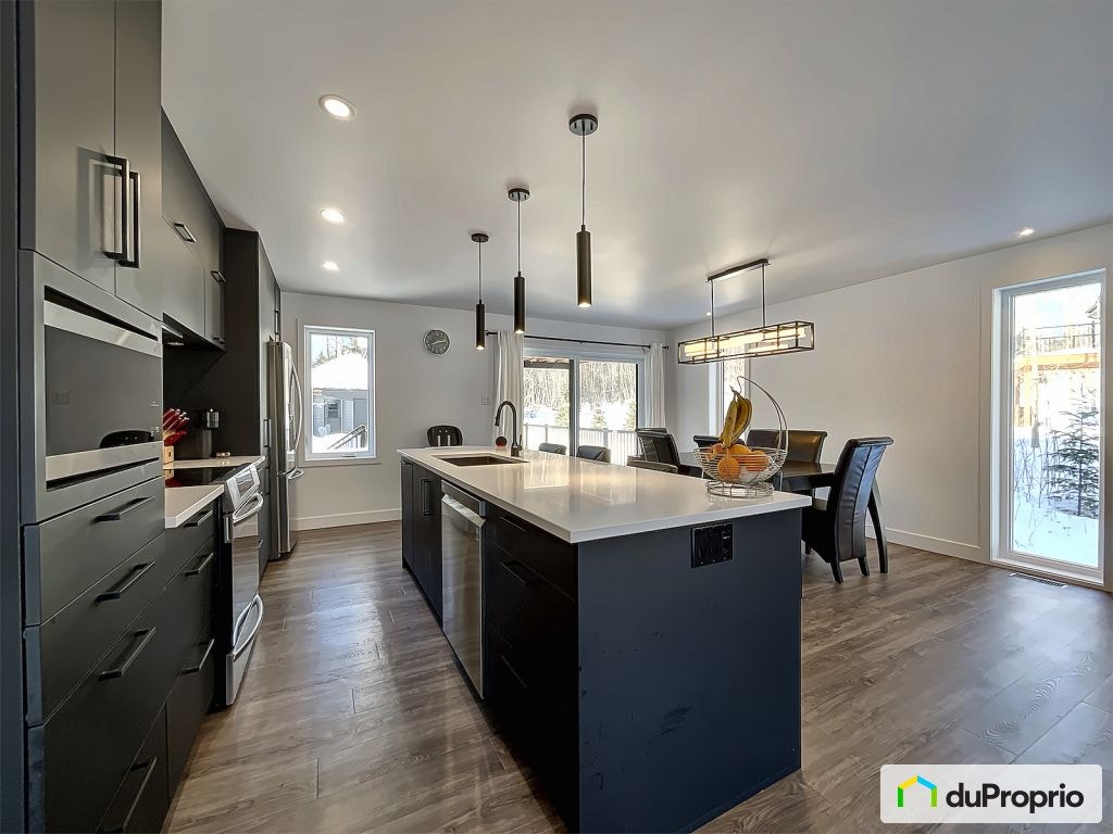 $599,000 - Bungalow for sale in St-Francois-Xavier-De-Brompton — photo 3