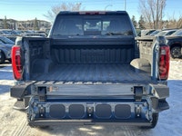 Capital Chevrolet Buick GMC This GMC Sierra 2500HD boasts a Turbocharged Diesel V8 6.6L/ engine powe... (image 8)