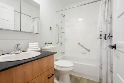 3.5,1,chambre,for,to,rent,à,louer,west island,ouest,ile, View more