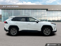 The advertised vehicle price is based on a promotional finance offer. Customers who purchase the veh... (image 5)