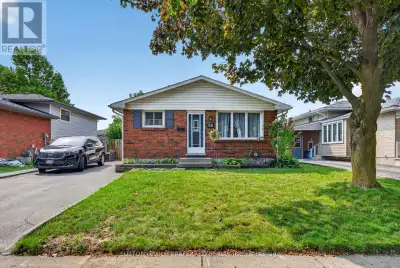 Welcome to 98 Surrey Street in London, Ontario! This spacious 3+1 bedroom, 2-bathroom, four-level ba...