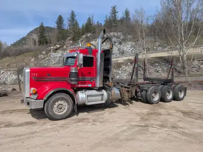 2018 PETERBILT 367 8x6 TRI DRIVE LOGGING TRUCK - Cummins X15 565 HP Diesel Engine, Eaten Fuller 18 S...