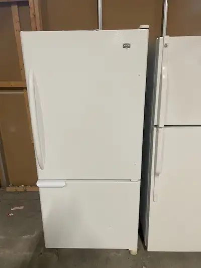Réfrigérateur blanc 30'' congélateur en bas Maytag, View more