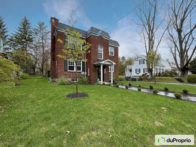 $750,000 - Triplex for sale in Sherbrooke (Jacques-Cartier) — photo 2