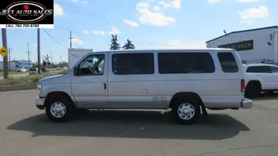 2012 FORD E-350 15 PASSENGER VAN.. Amvic Licenced... -15 PASSENGER - 5.4L V8 GAS - Transmission Auto...